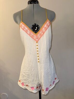White Boho Romper Embroidered Festival Summer Vacation Outfit Sleeveless M NWT
